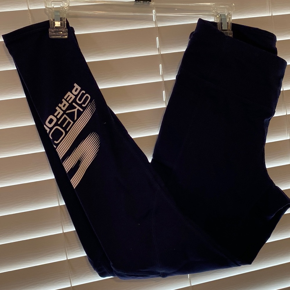 Sketchers leggings
